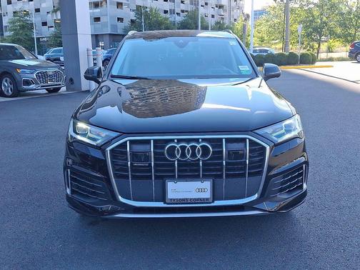 2022 Audi Q7 55 Prestige