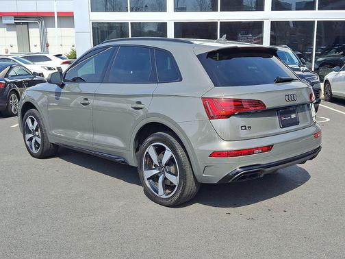 2023 Audi Q5 45 S line Premium Plus