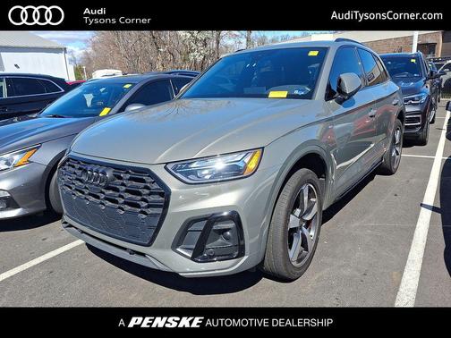 Chronos Gray Metallic 2023 Audi Q5 45 S line Premium Plus