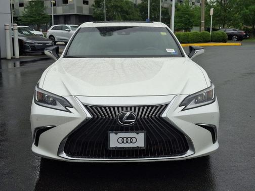 White Pearl 2021 Lexus ES 250 Base