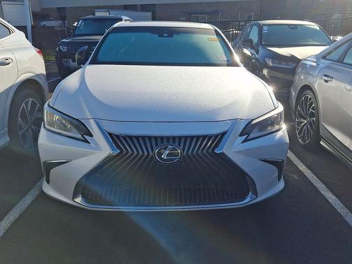 White Pearl 2021 Lexus ES 250 Base