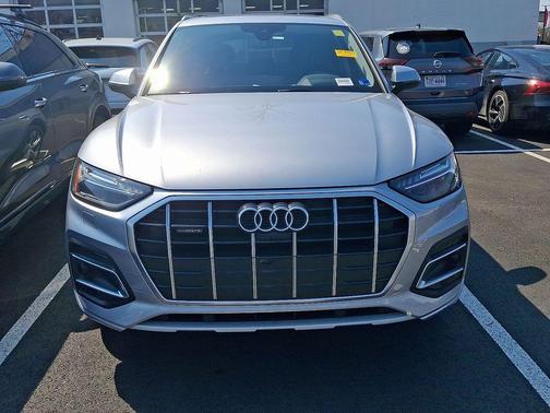 Florett Silver Metallic 2021 Audi Q5 45 Prestige