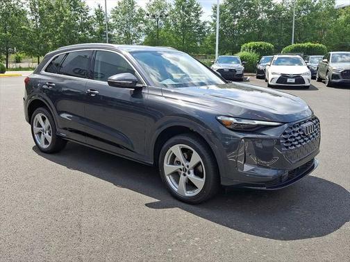 2025 Audi Q5 Premium Plus