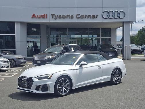 Glacier White Metallic/Black Roof 2023 Audi A5 45 S line Premium Plus