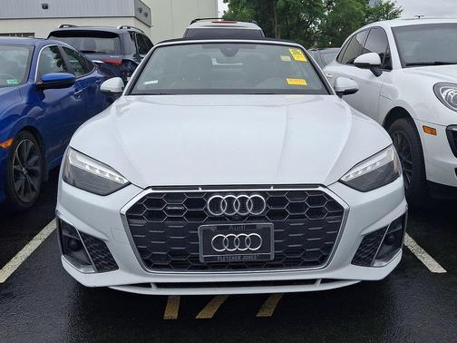 Glacier White Metallic/Black Roof 2023 Audi A5 45 S line Premium Plus