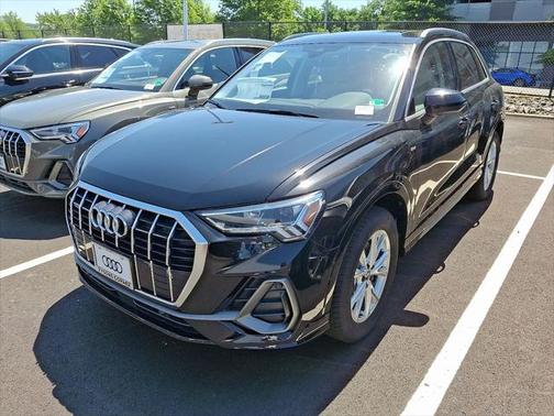2025 Audi Q3 45 S line Premium Plus