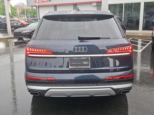 2025 Audi Q7 45 Premium