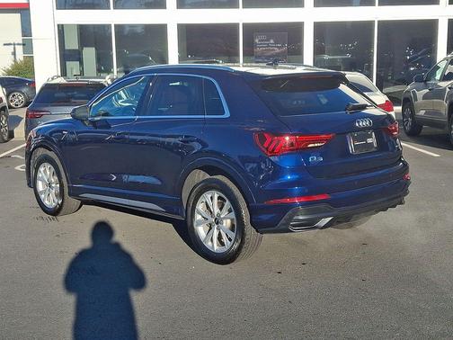 2022 Audi Q3 45 S line Premium