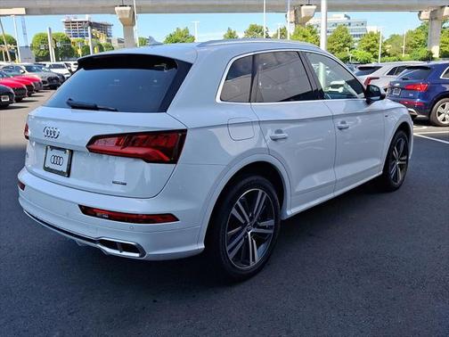 2020 Audi Q5 Premium Plus 55 TFSI e quattro S tronic