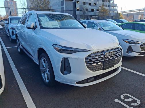 2025 Audi Q5 Prestige TFSI quattro S tronic