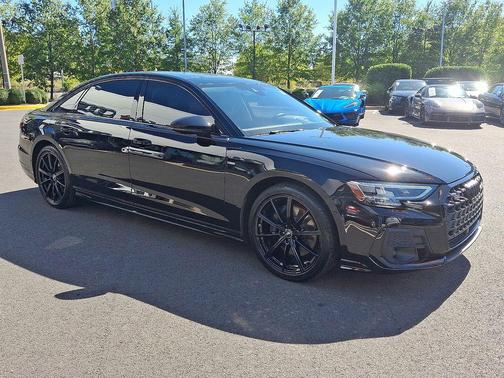 2022 Audi A8 L 55 TFSI quattro Tiptronic