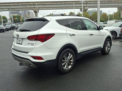 2017 Hyundai Santa Fe Sport 2.0L Turbo