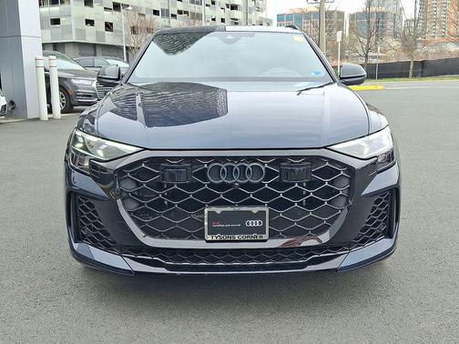 Waitomo Blue Metallic 2026 Audi RS Q8 4.0T