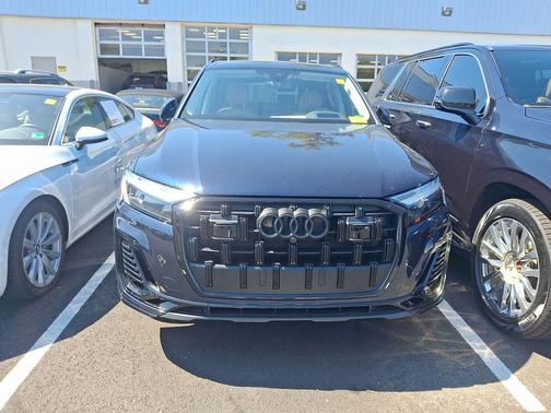 2025 Audi Q7 55 Prestige