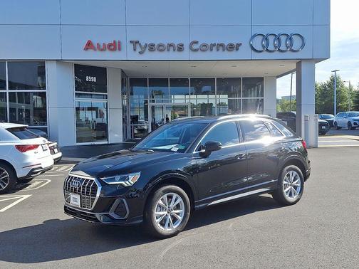 2025 Audi Q3 Premium 45 TFSI S line quattro Tiptronic