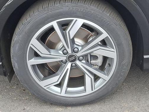 2025 Audi Q4 e-tron Sportback Premium 55 quattro