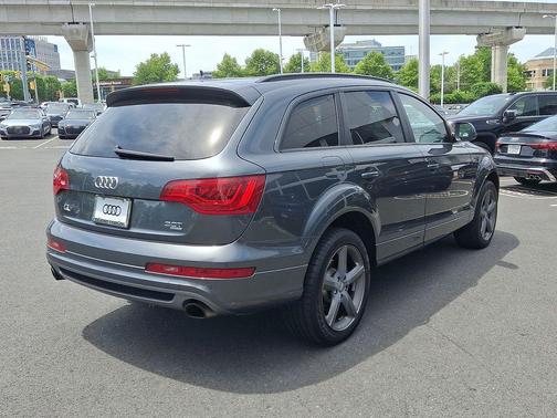 Daytona Gray Pearl 2015 Audi Q7 3.0T S line Prestige