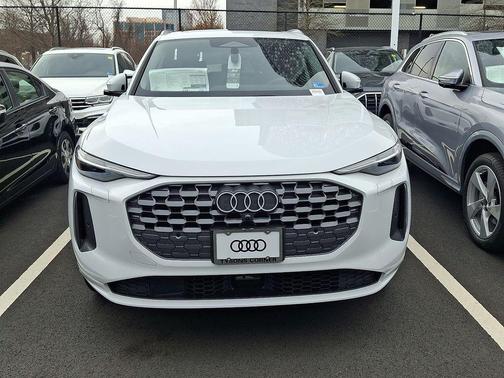 2026 Audi Q5 Premium Plus