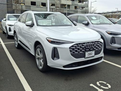 2026 Audi Q5 Premium Plus