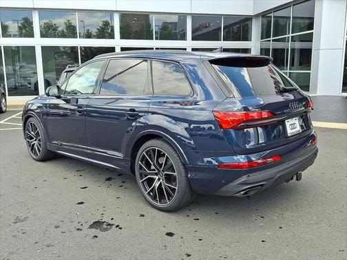 2025 Audi Q7 55 Premium Plus
