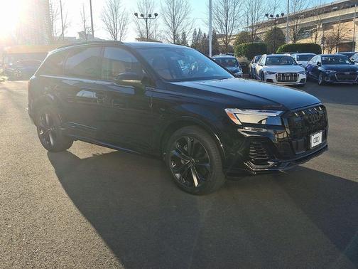 2026 Audi Q7 55 Premium Plus