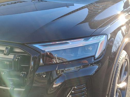 2026 Audi Q7 55 Premium Plus