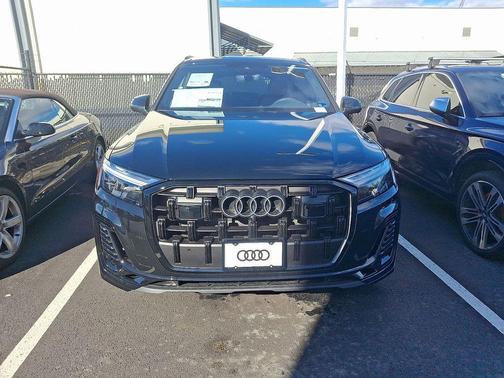 2026 Audi Q7 55 Premium Plus