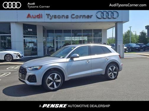 2022 Audi Q5 45 S line Premium Plus