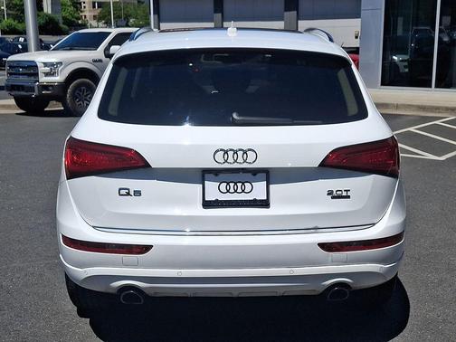 Ibis White 2016 Audi Q5 2.0T Premium Plus