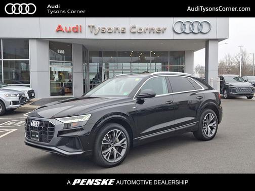 2023 Audi Q8 55 Premium Plus