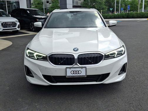 2023 BMW 330e Base