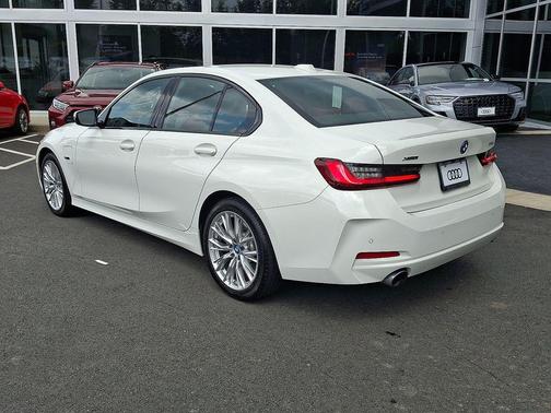 2023 BMW 330e Base