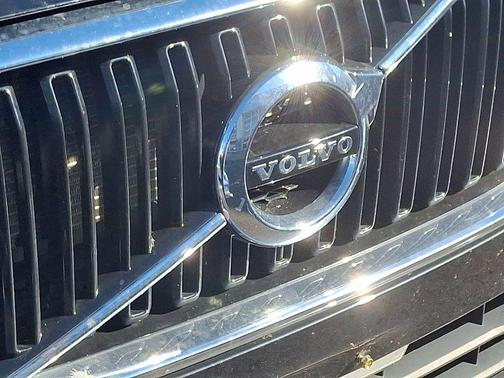 2021 Volvo XC60 T5 Momentum