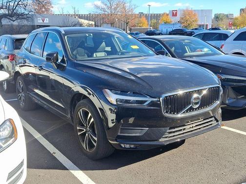2021 Volvo XC60 T5 Momentum