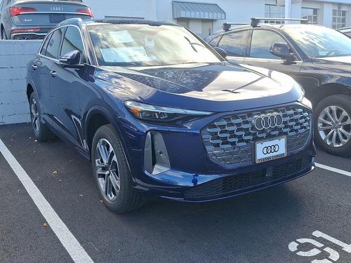 2025 Audi Q5 Premium TFSI quattro S tronic