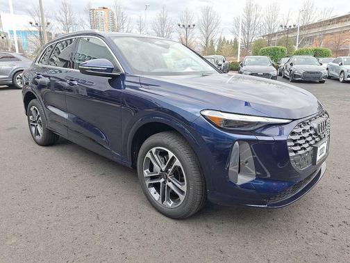 2025 Audi Q5 Premium TFSI quattro S tronic