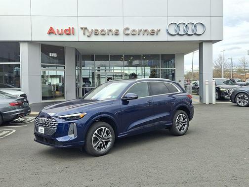 2025 Audi Q5 Premium TFSI quattro S tronic