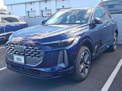 2025 Audi Q5 Premium TFSI quattro S tronic