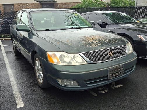 Woodland Pearl 2000 Toyota Avalon XL