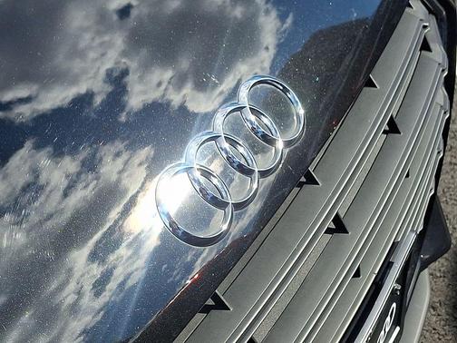 2023 Audi TT 45 TFSI quattro S tronic