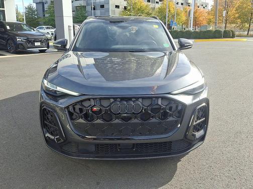 2025 Audi SQ5 3.0T Premium Plus