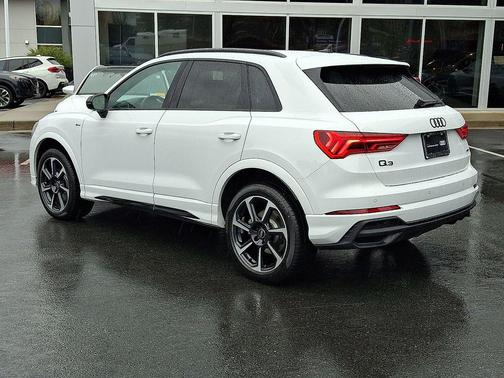 Glacier White Metallic 2025 Audi Q3 45 S line Premium Plus