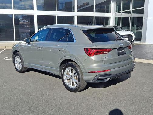 2023 Audi Q3 Premium 45 TFSI S line quattro Tiptronic