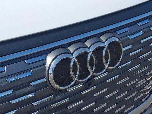 Glacier White 2025 Audi Q4 e-tron Premium 55 quattro