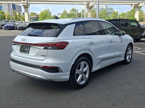 Glacier White 2025 Audi Q4 e-tron Premium 55 quattro
