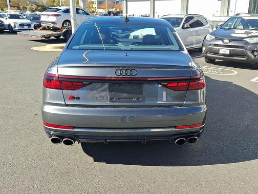 2023 Audi S8 4.0T