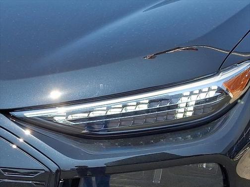 2025 Audi Q6 e-tron Premium Plus quattro