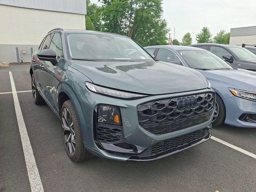 Sage Green Metallic 2026 Audi Q3 TFSI quattro S tronic