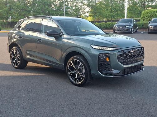 Sage Green Metallic 2026 Audi Q3 TFSI quattro S tronic