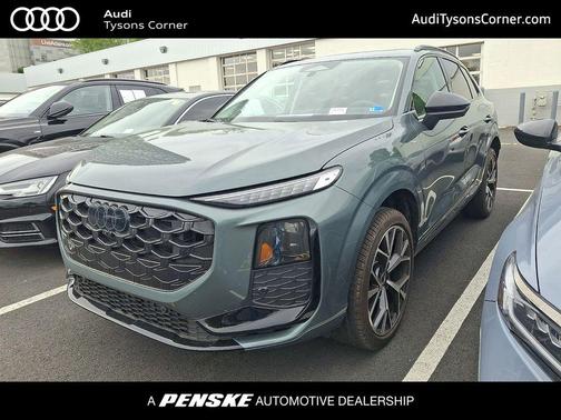 Sage Green Metallic 2026 Audi Q3 TFSI quattro S tronic